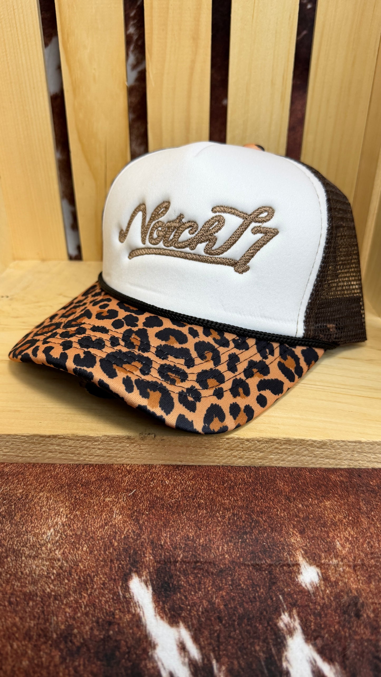 MESH & FOAM BROWN LEOPARD BILL TRUCKER HAT