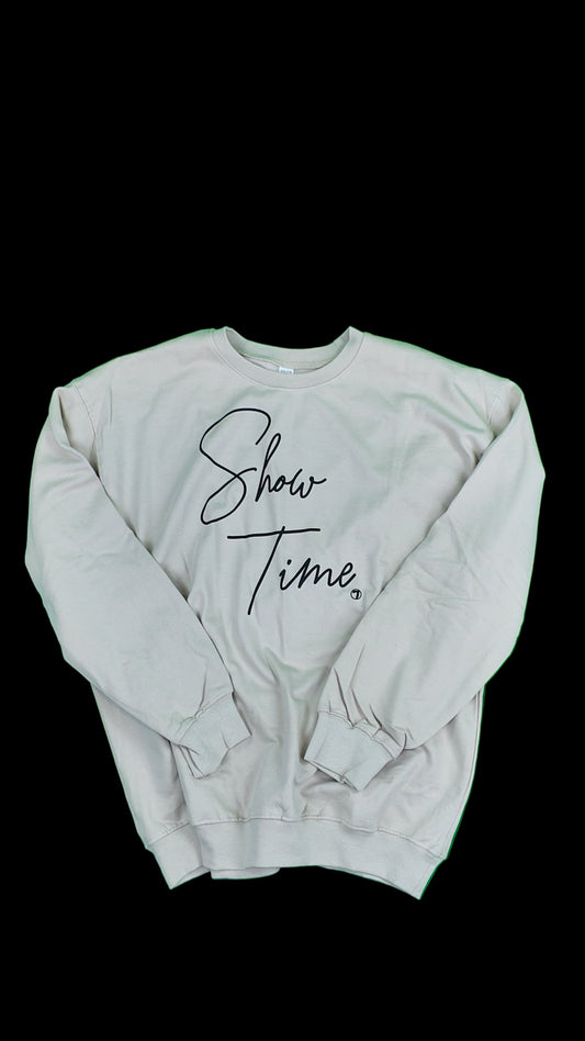 Show Time Pullover